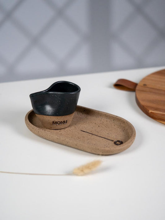 Xícara Andorinha com pires alongado personalizada