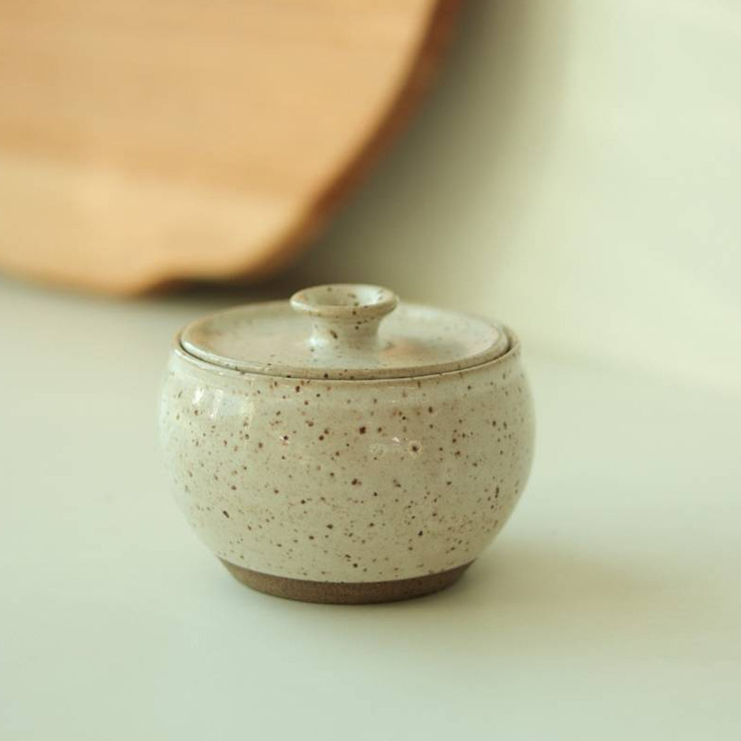 Açucareiro abaloado com tampa