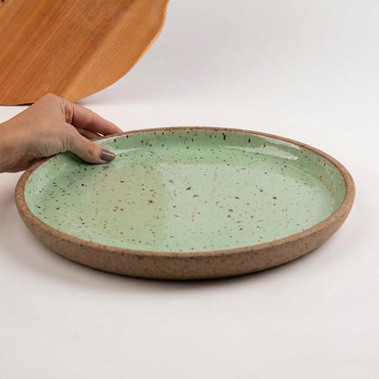 Bandeja redonda sem alça em cerâmica artesanal — tamanho 32CM, argila Flocos, esmalte Verde Menta