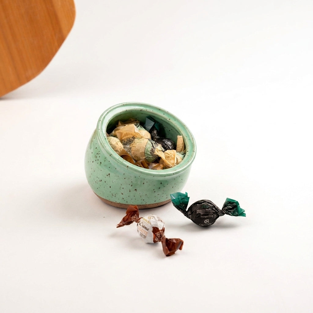 Bomboniere em cerâmica artesanal — argila Flocos, esmalte Verde Menta