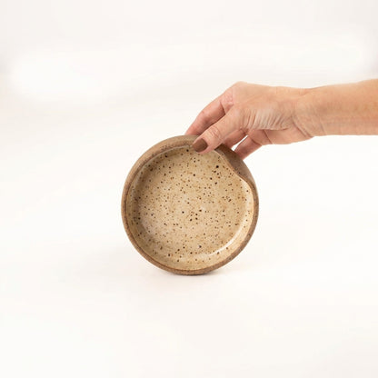 Bowl borda reta amassadinha em cerâmica artesanal — tamanho 13cm x 4cm, argila Flocos, esmalte Pedra Sabão