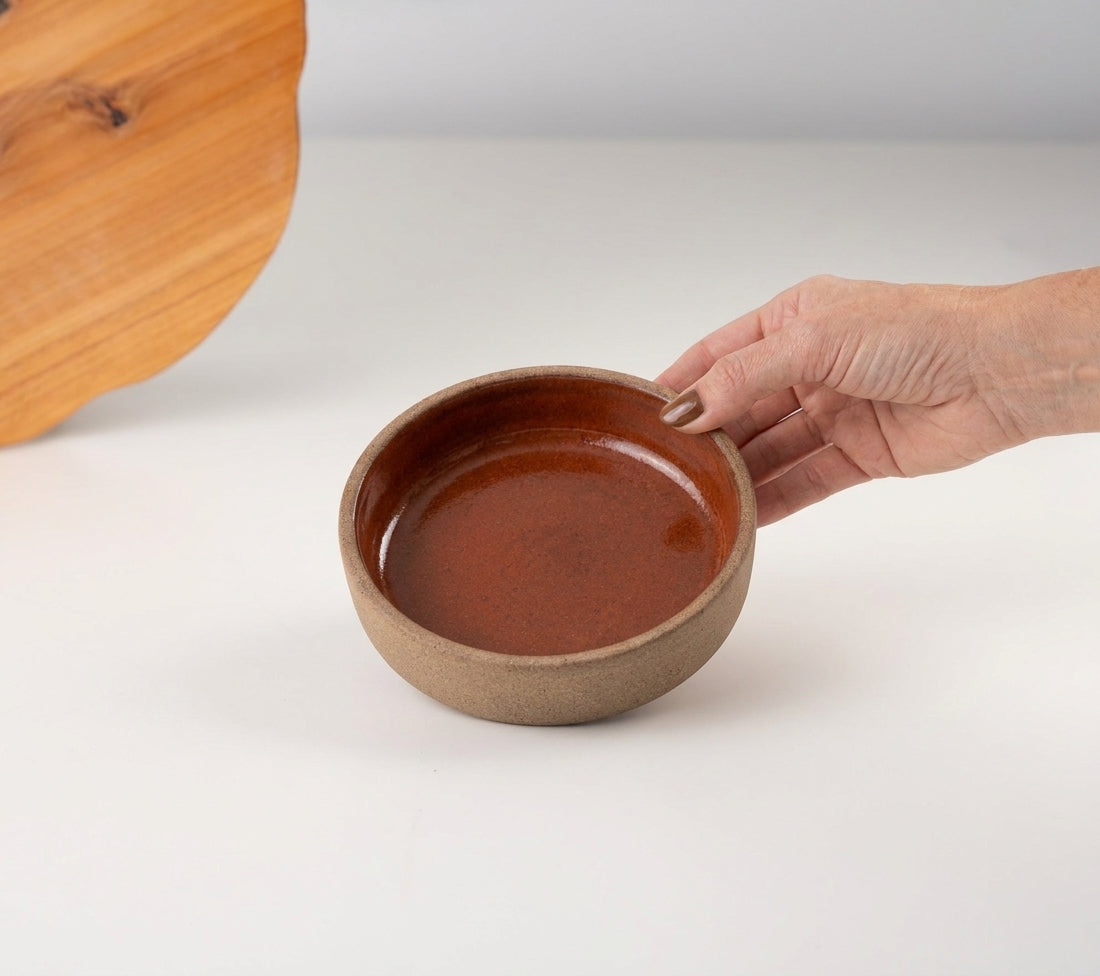 Bowl borda reta em cerâmica artesanal — tamanho 13cm x 4cm, argila Cappuccino, esmalte Sol de Terracota