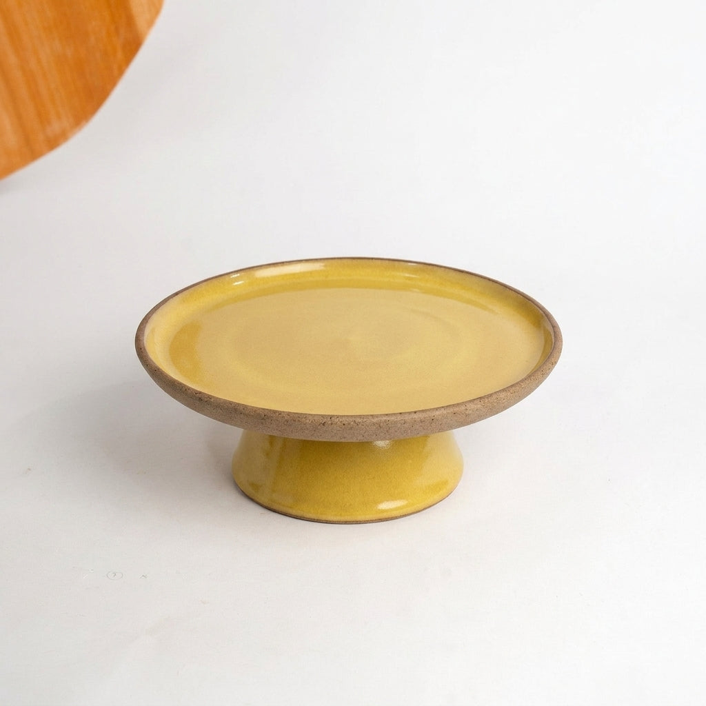Bowl-leira AMME em cerâmica artesanal — tamanho 24cm, argila Cappuccino, esmalte Amarelo Intenso