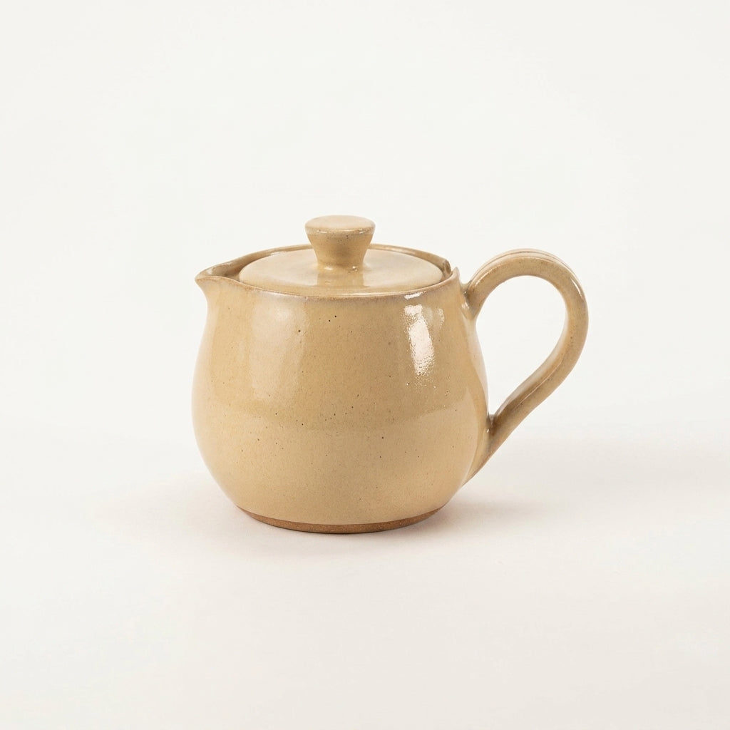 Bule Cumbuca em cerâmica artesanal — argila Cappuccino, esmalte Pedra Sabão