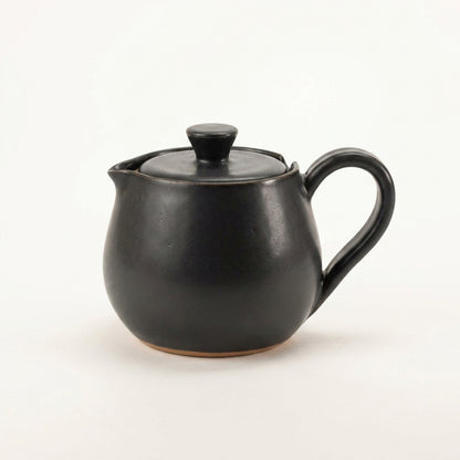 Bule Cumbuca em cerâmica artesanal — argila Cappuccino, esmalte Preto Acetinado