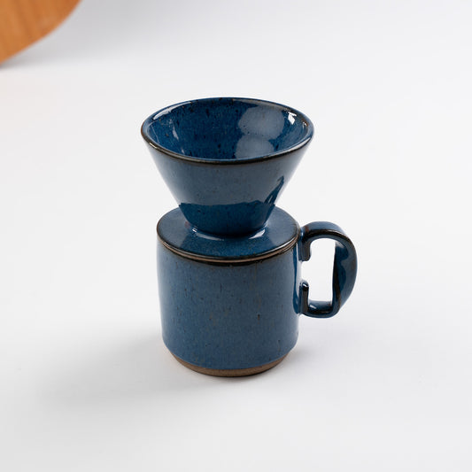 Caneca Alça Torcida com porta filtro