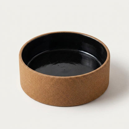 Comedouro Pet em cerâmica artesanal — tamanho 11 Ø X 4 CM, argila Cappuccino, esmalte Preto Ébano