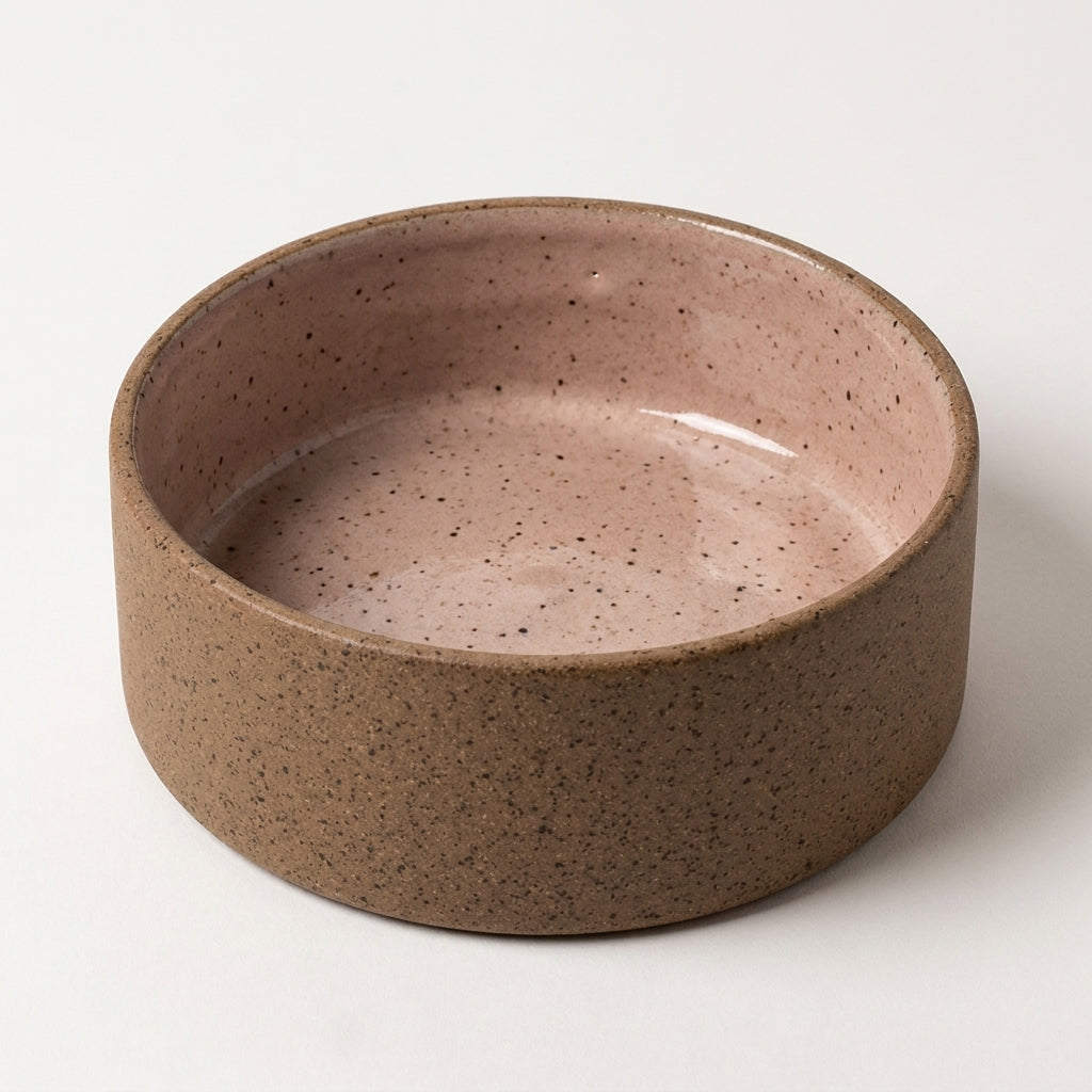 Comedouro Pet em cerâmica artesanal — tamanho 11 Ø X 4 CM, argila Flocos, esmalte Nude