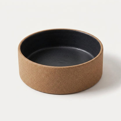 Comedouro Pet em cerâmica artesanal — tamanho 15 Ø x 5 CM, argila Cappuccino, esmalte Preto Acetinado