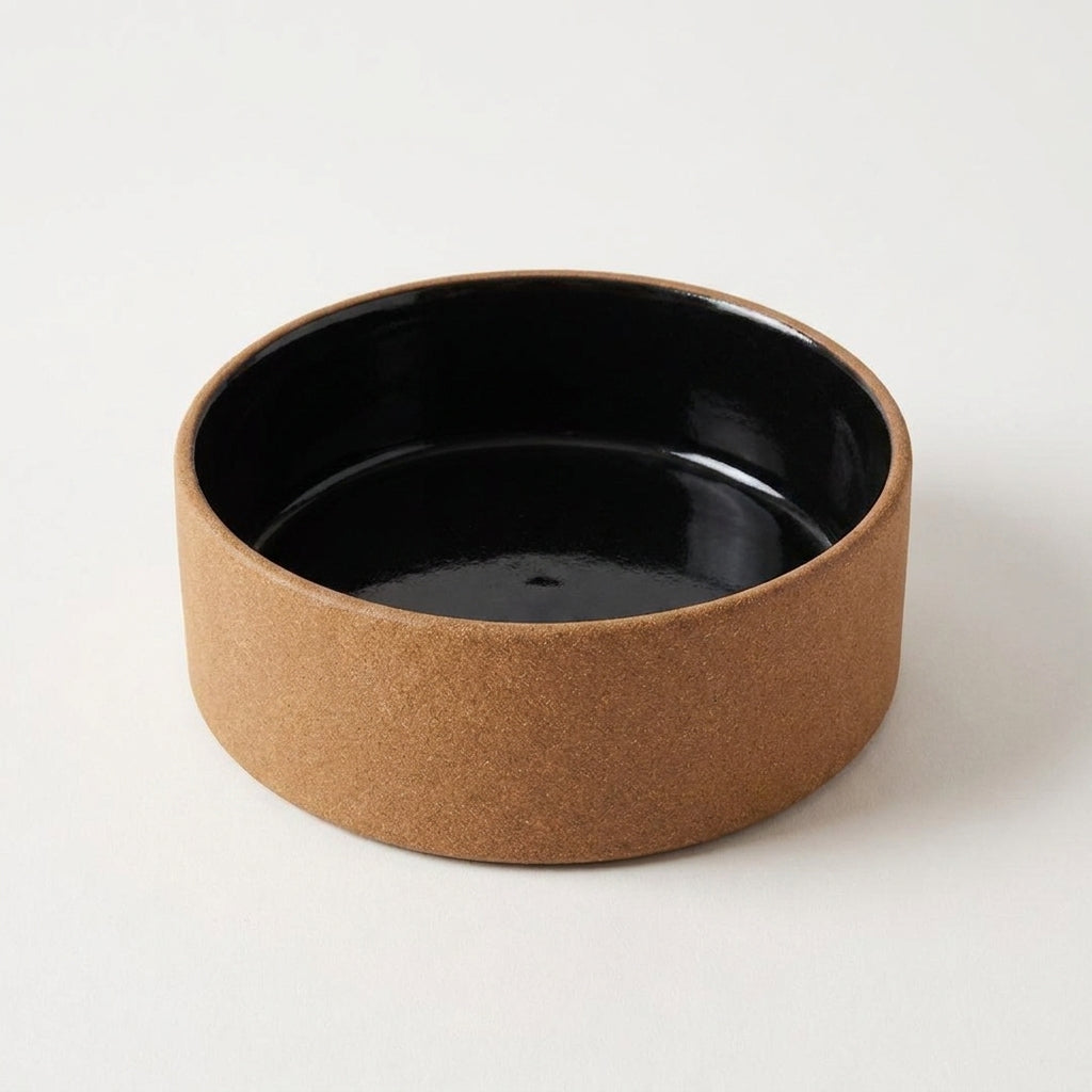 Comedouro Pet em cerâmica artesanal — tamanho 15 Ø x 5 CM, argila Cappuccino, esmalte Preto Ébano