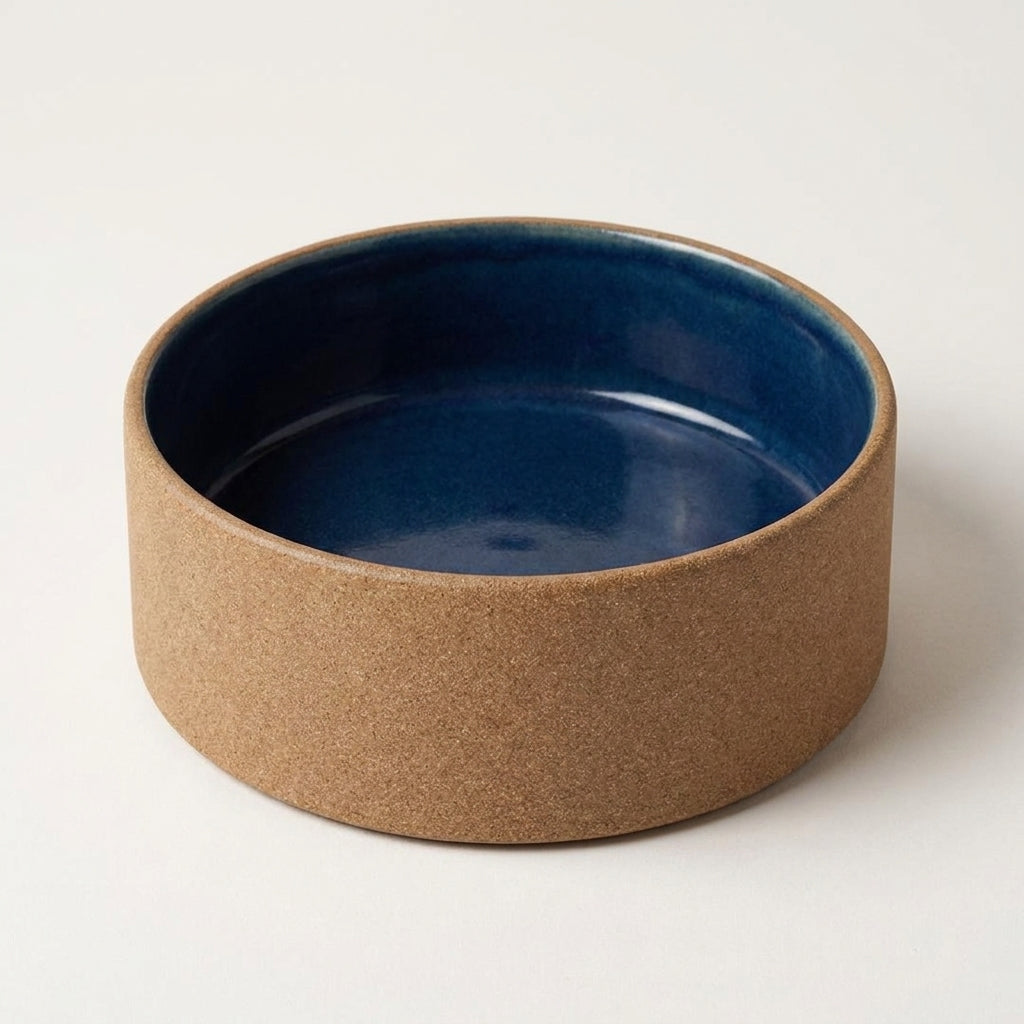 Comedouro Pet em cerâmica artesanal — tamanho 18 Ø x 6 CM, argila Cappuccino, esmalte Lazuli