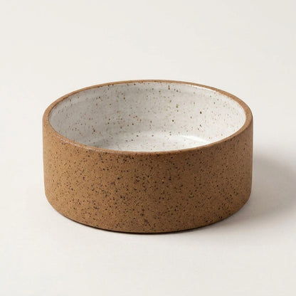 Comedouro Pet em cerâmica artesanal — tamanho 18 Ø x 6 CM, argila Flocos, esmalte Branco AMME