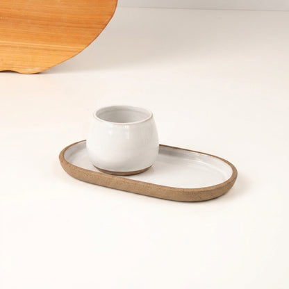 Copinho Cumbuca com Pires Alongado em cerâmica artesanal — tamanho 150ML, argila Cappuccino, esmalte Branco AMME