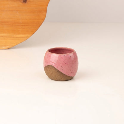 Copinho Esfera em cerâmica artesanal — argila Flocos, esmalte Rosa Barbie