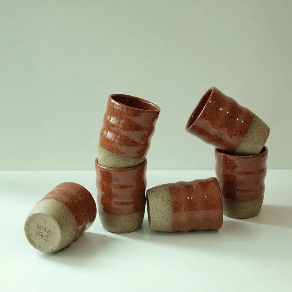 Copo Alto Orgânico em cerâmica artesanal — argila Flocos, esmalte Sol de Terracota