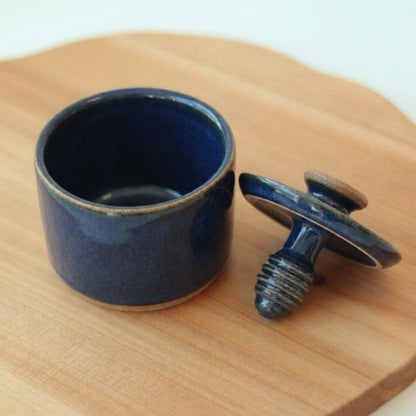 Meleira Reta em cerâmica artesanal — argila Cappuccino, esmalte Lazuli