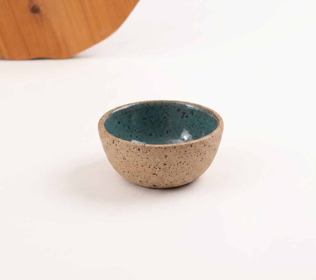 Mini Bowl Quadrado em cerâmica artesanal — argila Flocos, esmalte Verde Exército
