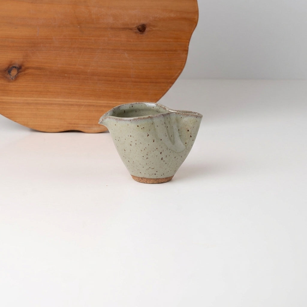 Molheira Andorinha em cerâmica artesanal — tamanho 100ml, argila Flocos, esmalte Verde Pompeia