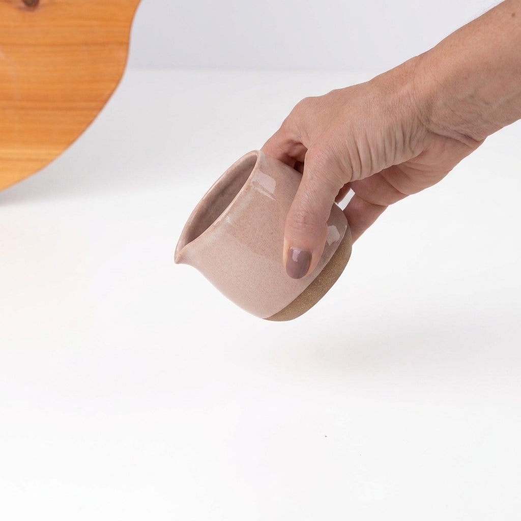 Molheira Cumbuca em cerâmica artesanal — tamanho 180ML, argila Cappuccino, esmalte Nude