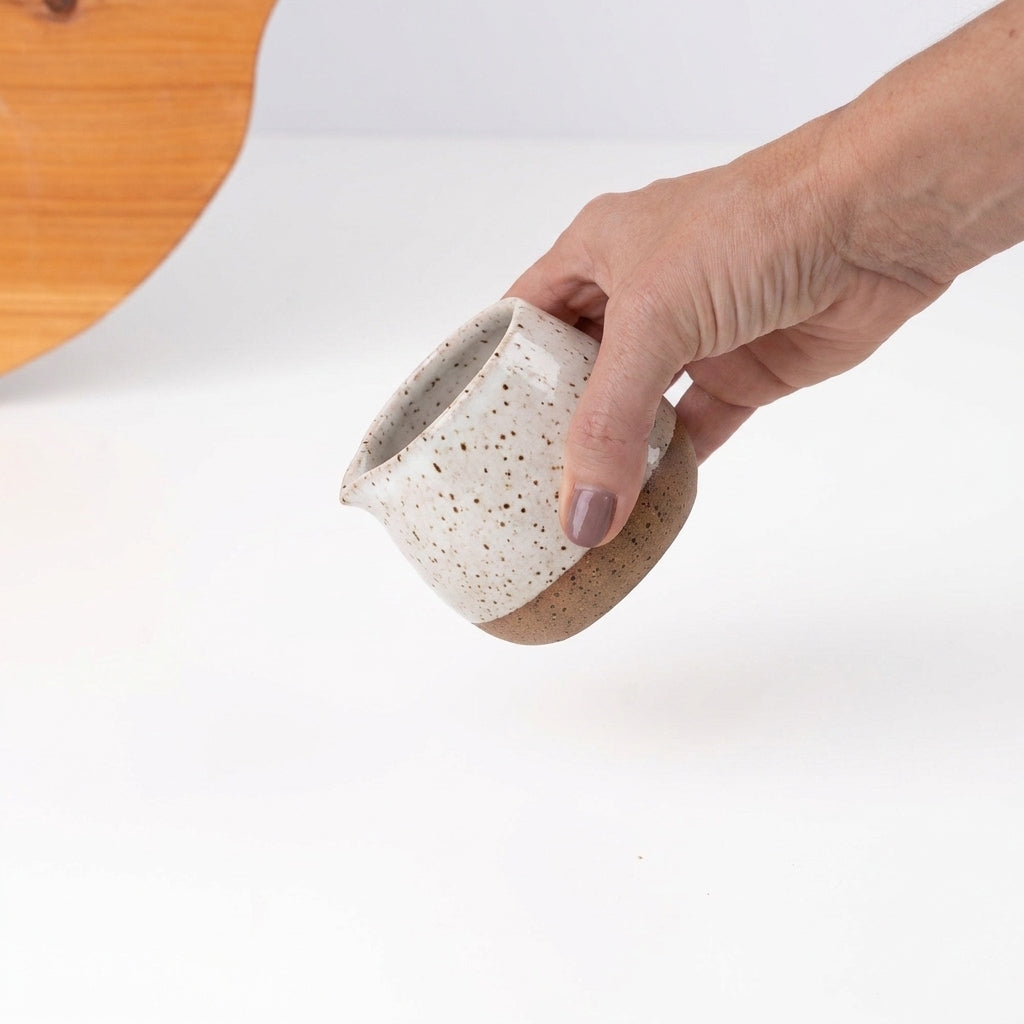 Molheira Cumbuca em cerâmica artesanal — tamanho 180ML, argila Flocos, esmalte Branco AMME