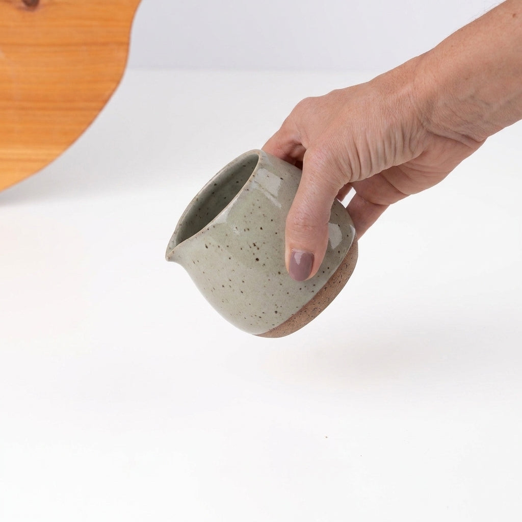 Molheira Cumbuca em cerâmica artesanal — tamanho 180ML, argila Flocos, esmalte Verde Pompeia