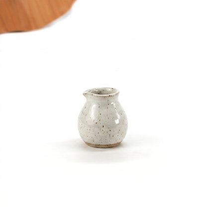 Molheira Esfera com bico em cerâmica artesanal — argila Flocos, esmalte Branco AMME