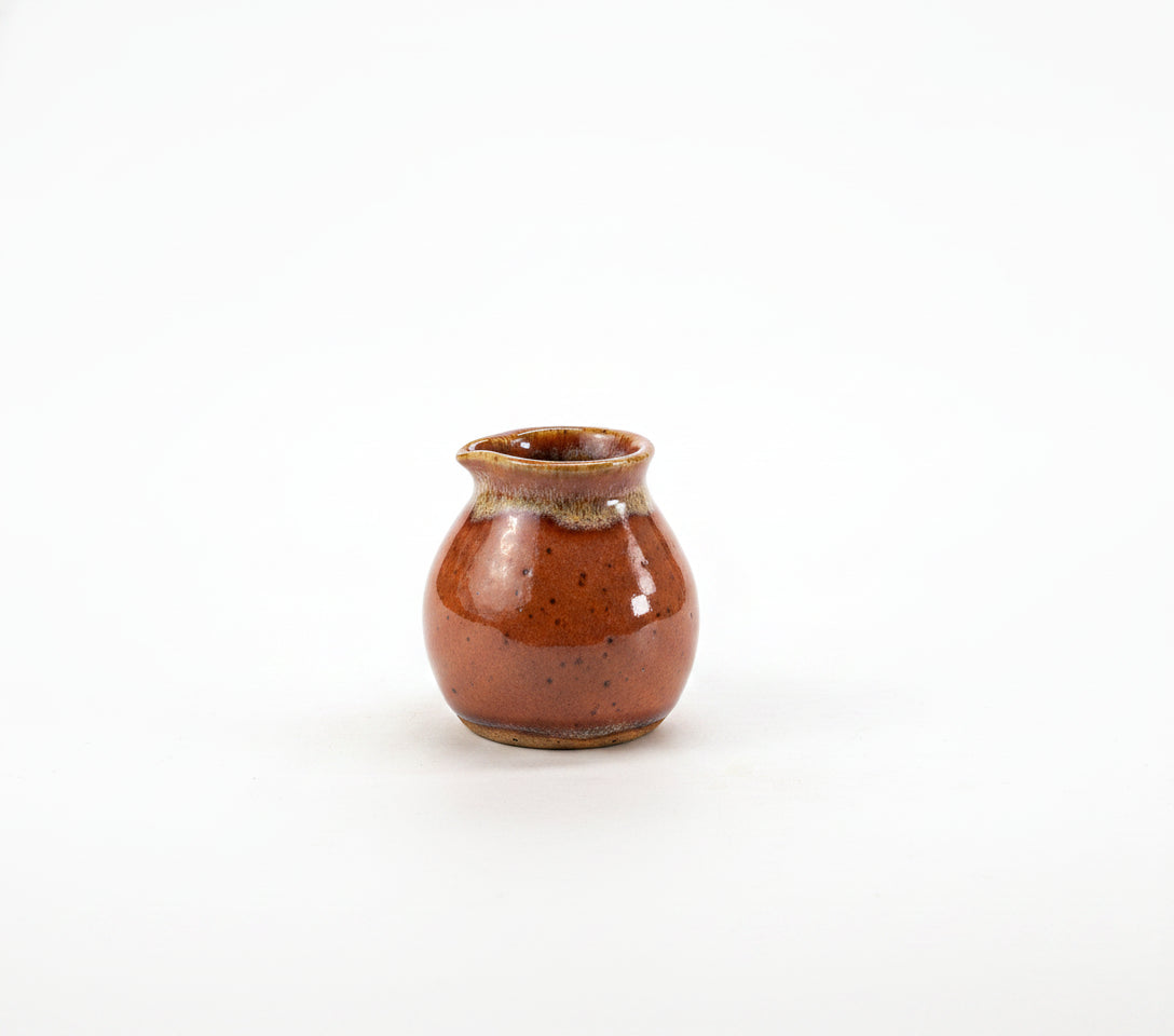 Molheira Esfera com bico em cerâmica artesanal — argila Flocos, esmalte Sol de Terracota