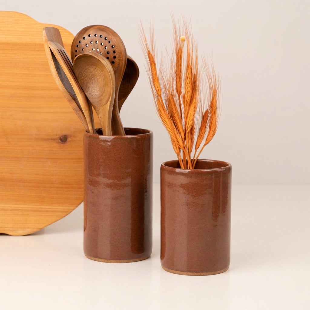 Porta Utensílios em cerâmica artesanal — argila Cappuccino, esmalte Sol de Terracota