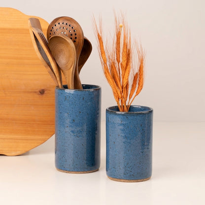 Porta Utensílios em cerâmica artesanal — argila Flocos, esmalte Azul Safira