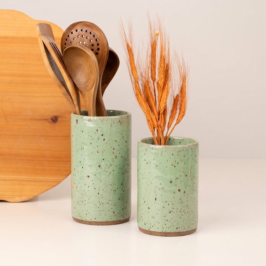 Porta Utensílios em cerâmica artesanal — argila Flocos, esmalte Verde Menta