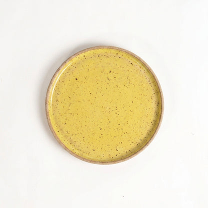 Prato Borda Reta Sobremesa em cerâmica artesanal — argila Flocos, esmalte Amarelo Intenso