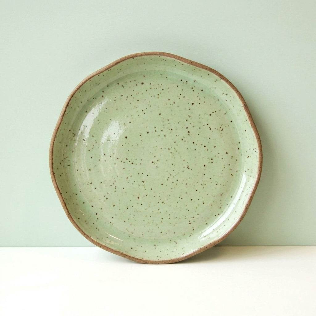 Prato Encontro Salada Orgânico em cerâmica artesanal — argila Flocos, esmalte Verde Menta
