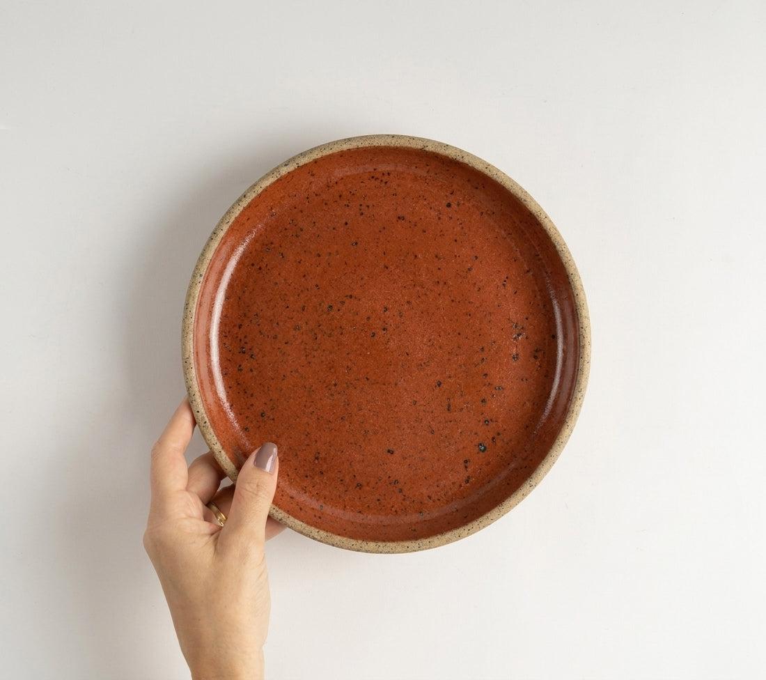 Prato Risoto Borda Alta em cerâmica artesanal — tamanho 350ML, argila Flocos, esmalte Sol de Terracota