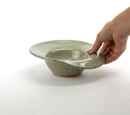 Prato Risoto Borda Rebaixada em cerâmica artesanal — tamanho 250ML, argila Flocos, esmalte Verde Pompeia