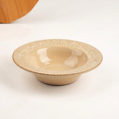 Prato risoto carving em cerâmica artesanal — argila Cappuccino, esmalte Pedra Sabão