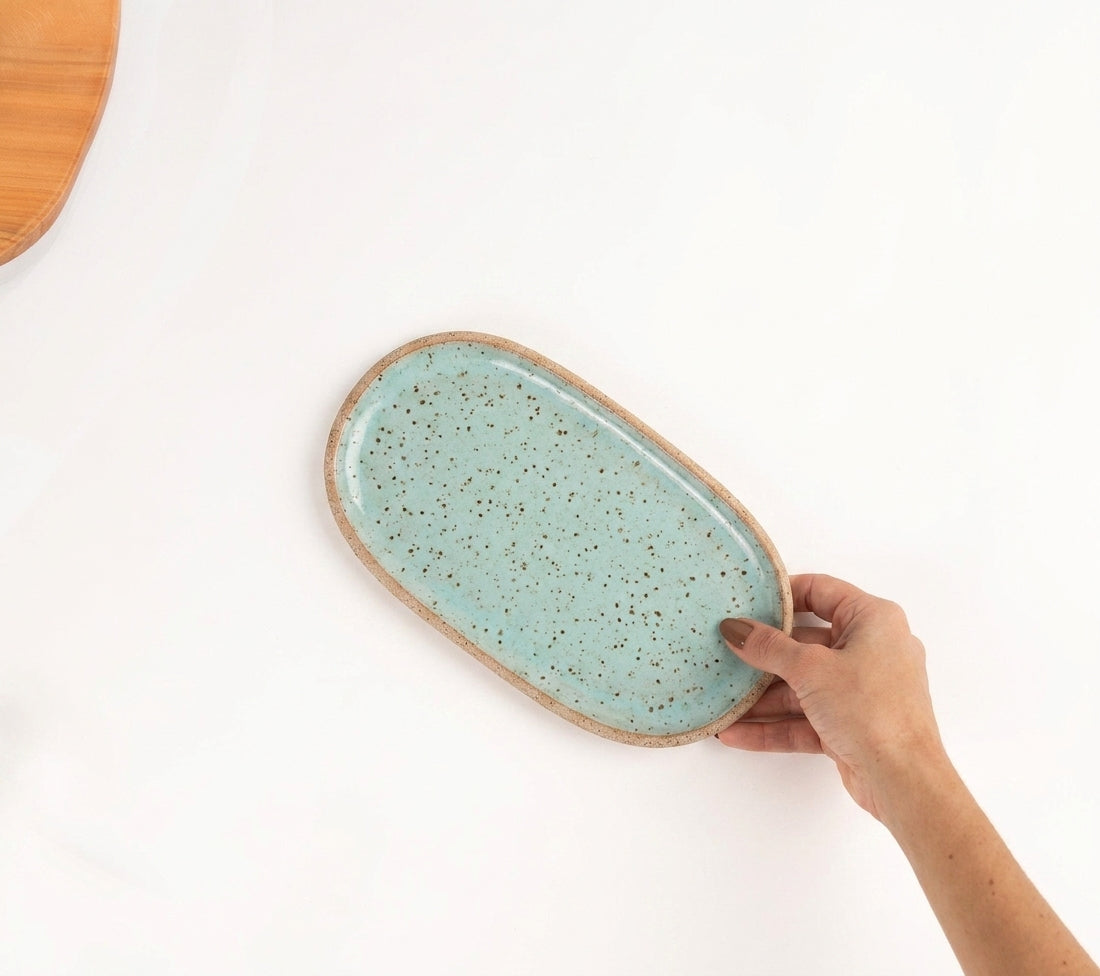 Réguas orgânicas para servir em cerâmica artesanal — tamanho 12CM x 25CM, argila Flocos, esmalte Jujuba