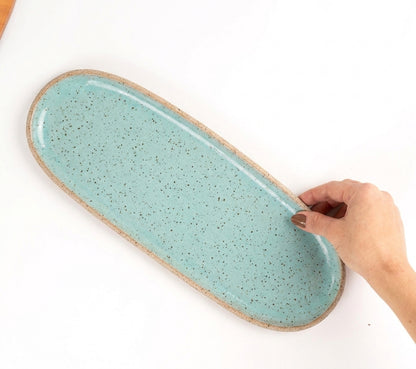 Réguas orgânicas para servir em cerâmica artesanal — tamanho 12CM x 37CM, argila Flocos, esmalte Jujuba