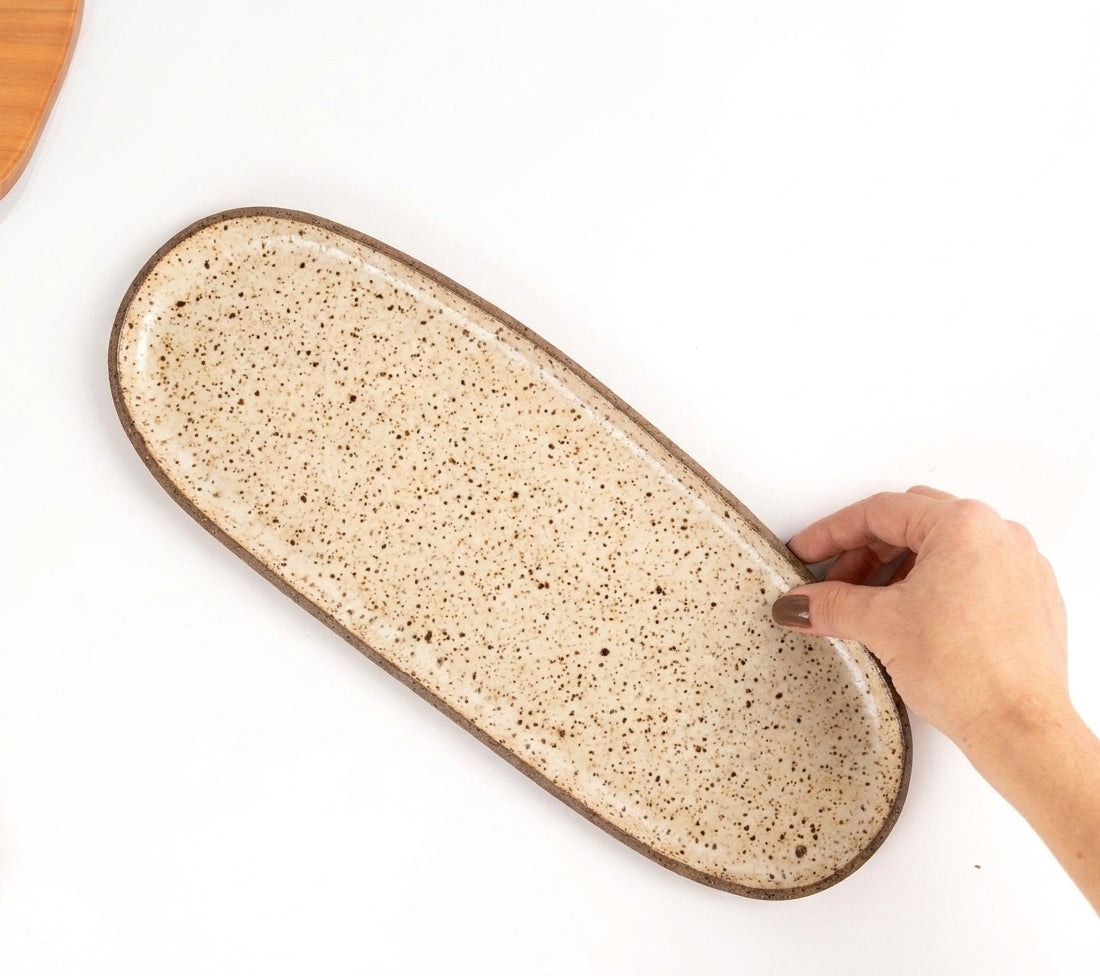 Réguas orgânicas para servir em cerâmica artesanal — tamanho 12CM x 37CM, argila Flocos, esmalte Pedra Sabão