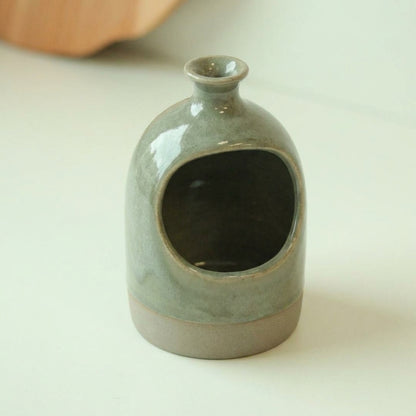 Saleiro Aberto em cerâmica artesanal — argila Cappuccino, esmalte Verde Pompeia