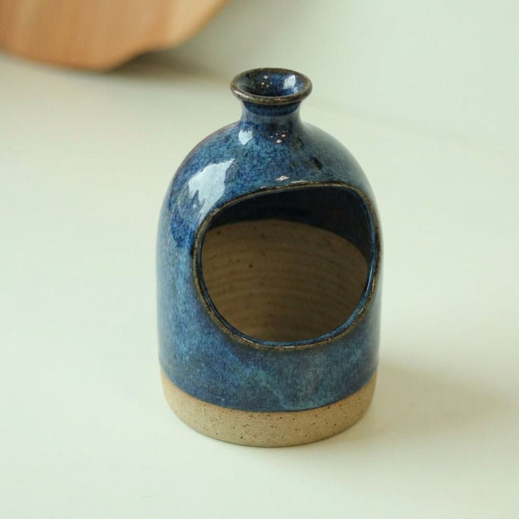 Saleiro Aberto em cerâmica artesanal — argila Flocos, esmalte Azul Safira