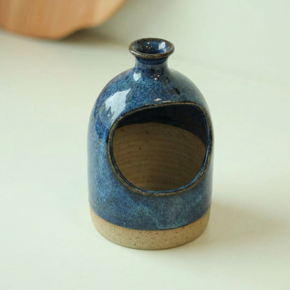 Saleiro Aberto em cerâmica artesanal — argila Flocos, esmalte Azul Safira