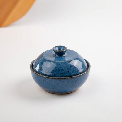 Saleiro com Tampa em cerâmica artesanal — argila Flocos, esmalte Azul Safira