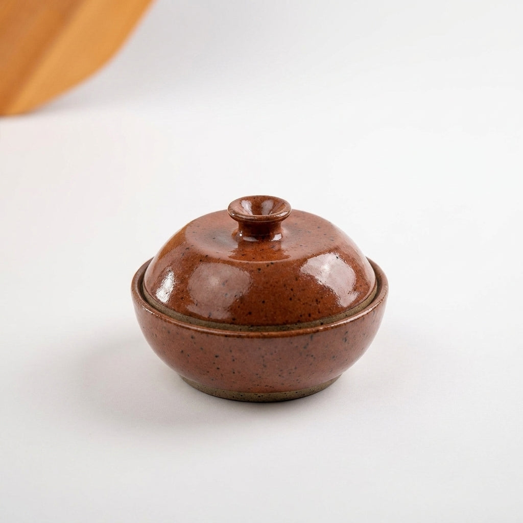 Saleiro com Tampa em cerâmica artesanal — argila Flocos, esmalte Sol de Terracota