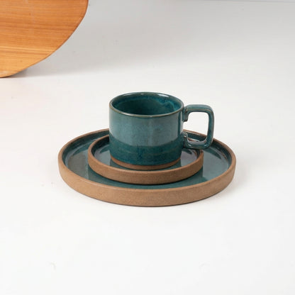 SET café da manhã linha reta em cerâmica artesanal — argila Cappuccino, esmalte Verde Exército