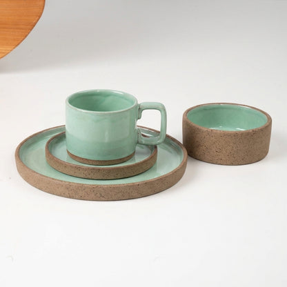 SET café da manhã reta com bowl linha reta em cerâmica artesanal — argila Cappuccino, esmalte Verde Menta