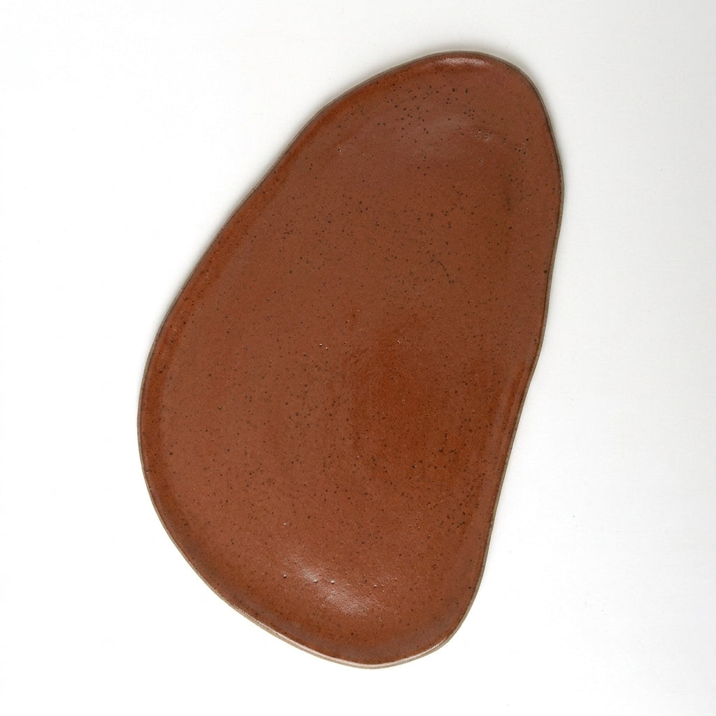Tábua de Frios Oval Orgânica em cerâmica artesanal — argila Flocos, esmalte Sol de Terracota