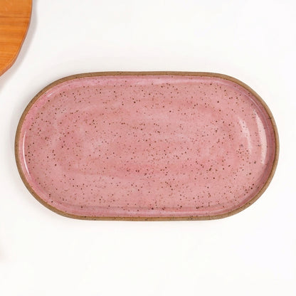 Travessa Retangular com Laterais Arredondados em cerâmica artesanal — tamanho 37CM x 21CM, argila Flocos, esmalte Rosa Barbie