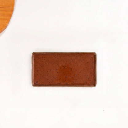 Travessa Retangular em cerâmica artesanal — tamanho 28CM x 15CM, argila Flocos, esmalte Sol de Terracota