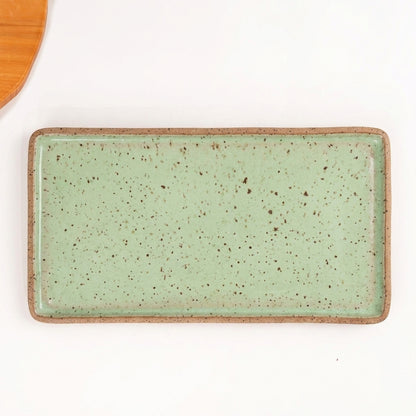 Travessa Retangular em cerâmica artesanal — tamanho 38CM x 20CM, argila Flocos, esmalte Verde Menta