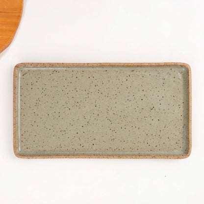 Travessa Retangular em cerâmica artesanal — tamanho 38CM x 20CM, argila Flocos, esmalte Verde Pompeia